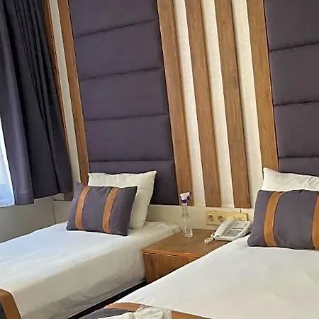 Nova Roma 3*