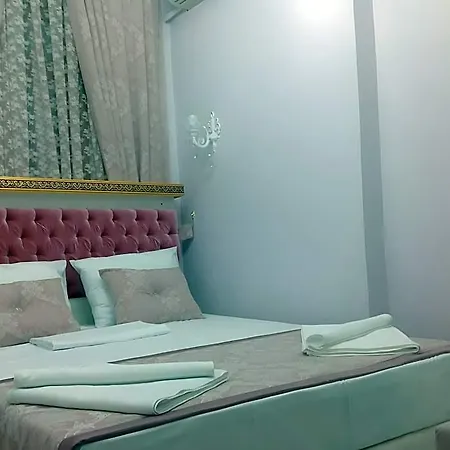 Hotel Nova Roma 3*